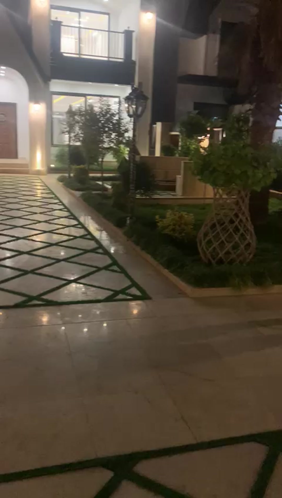 ویلا تریبلکس تاپ لوکیشن منطقه برند پایان کار سند‌ تک برگ