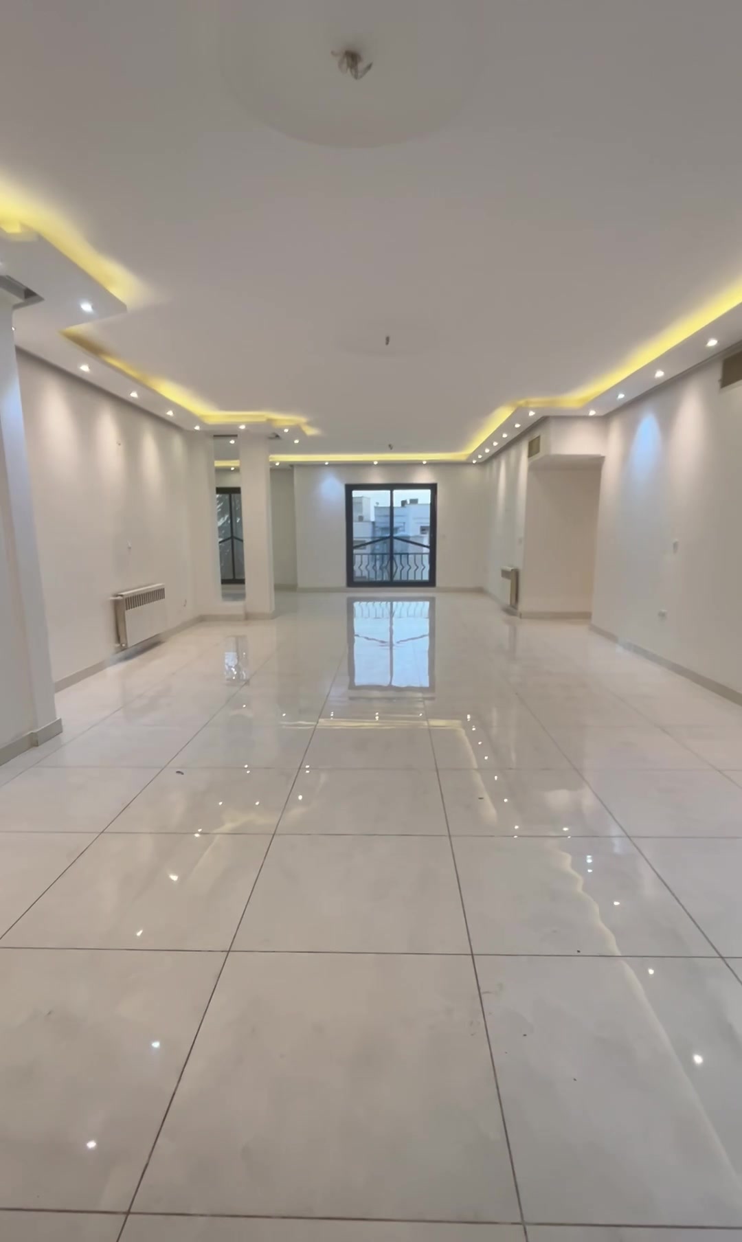 220 متر 3 خواب فول بازسازی در فرمانیه