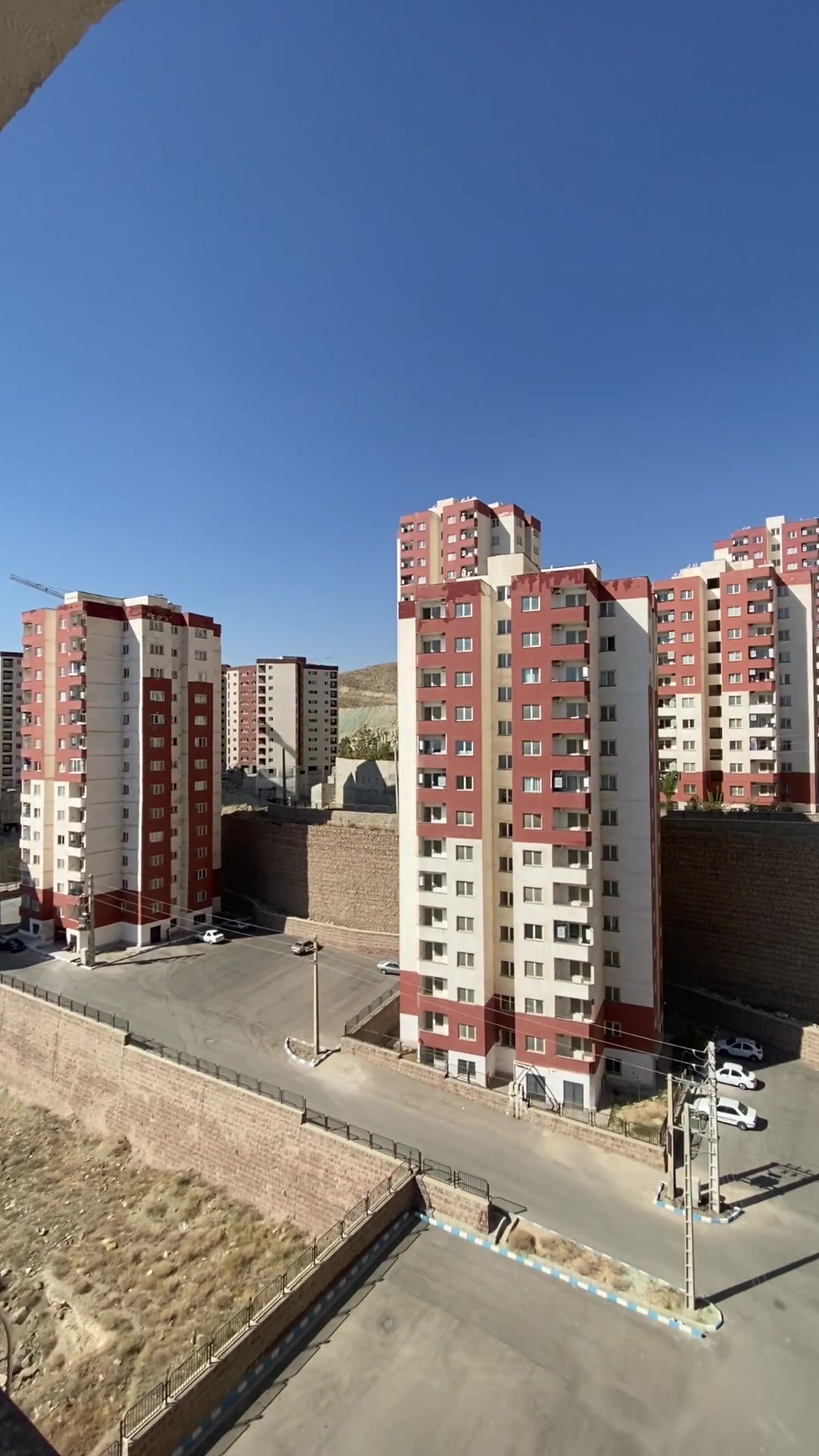 فروش آپارتمان 85 متر در فاز 9 در شیپور