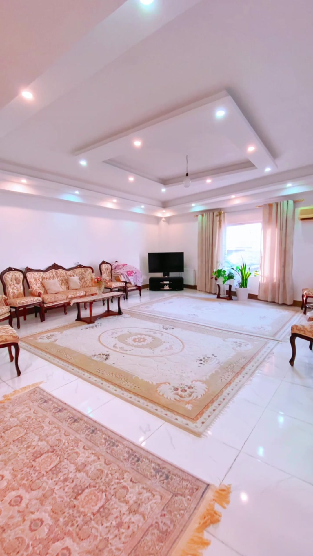 فروش آپارتمان 103 متری در استقلال