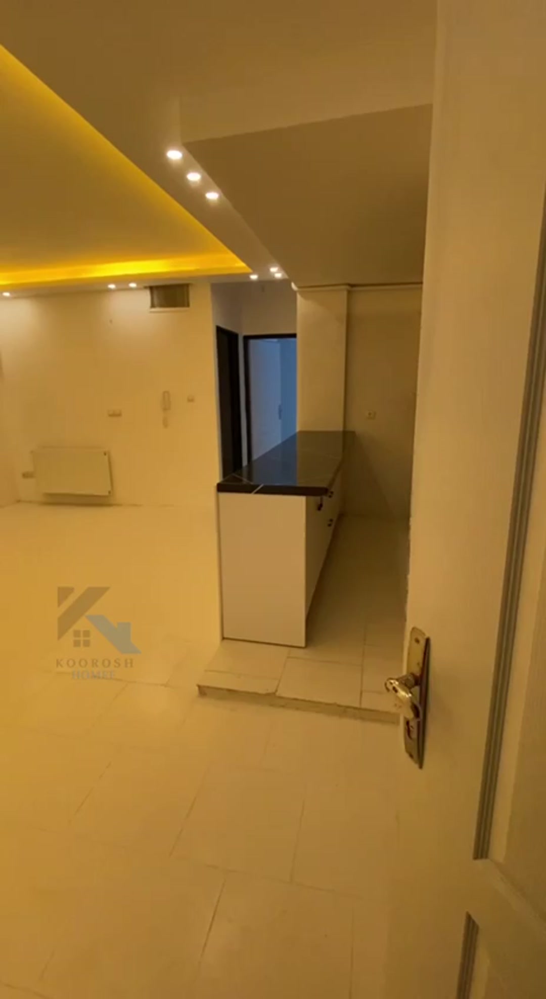 فول امکانات اماده سکونت با پارکینگ و آسانسور 80متری در شیپور