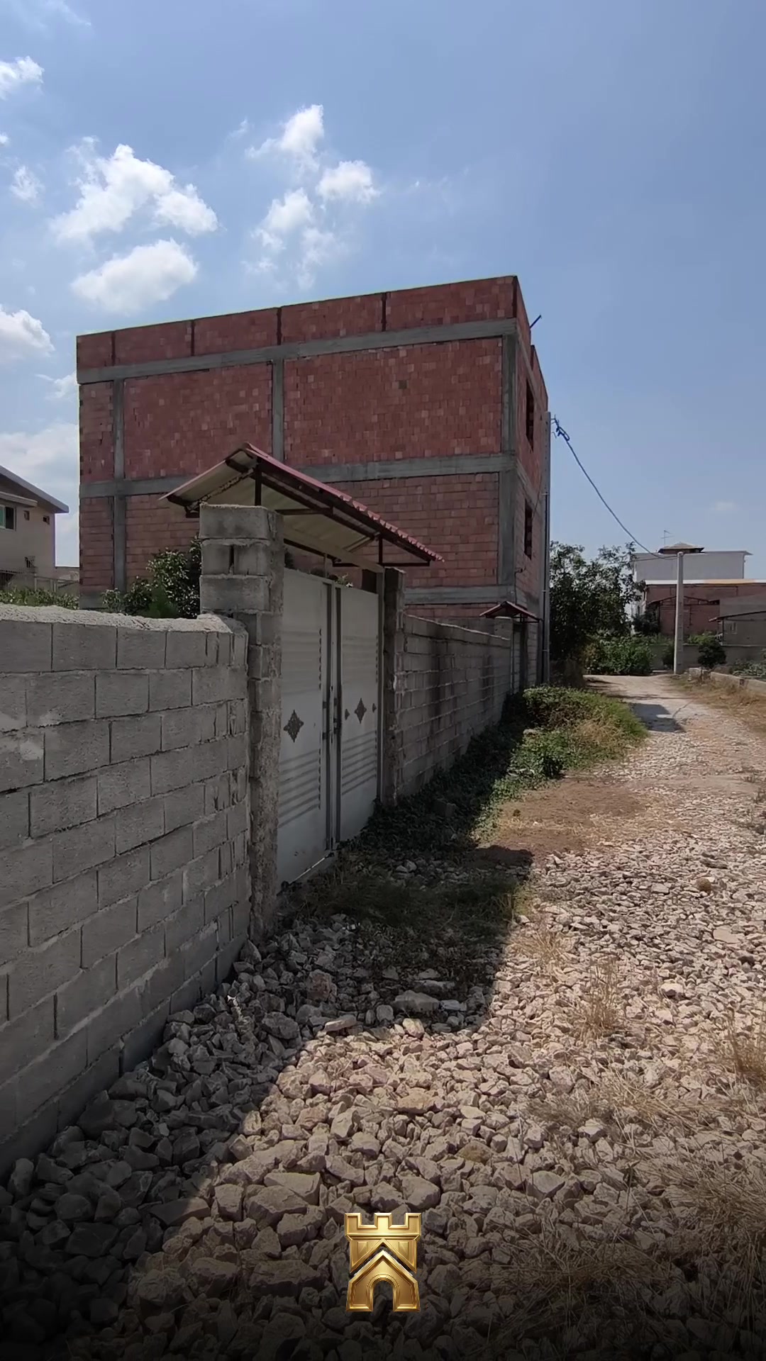 زمین مسکونی 195 متر خیابان قائم