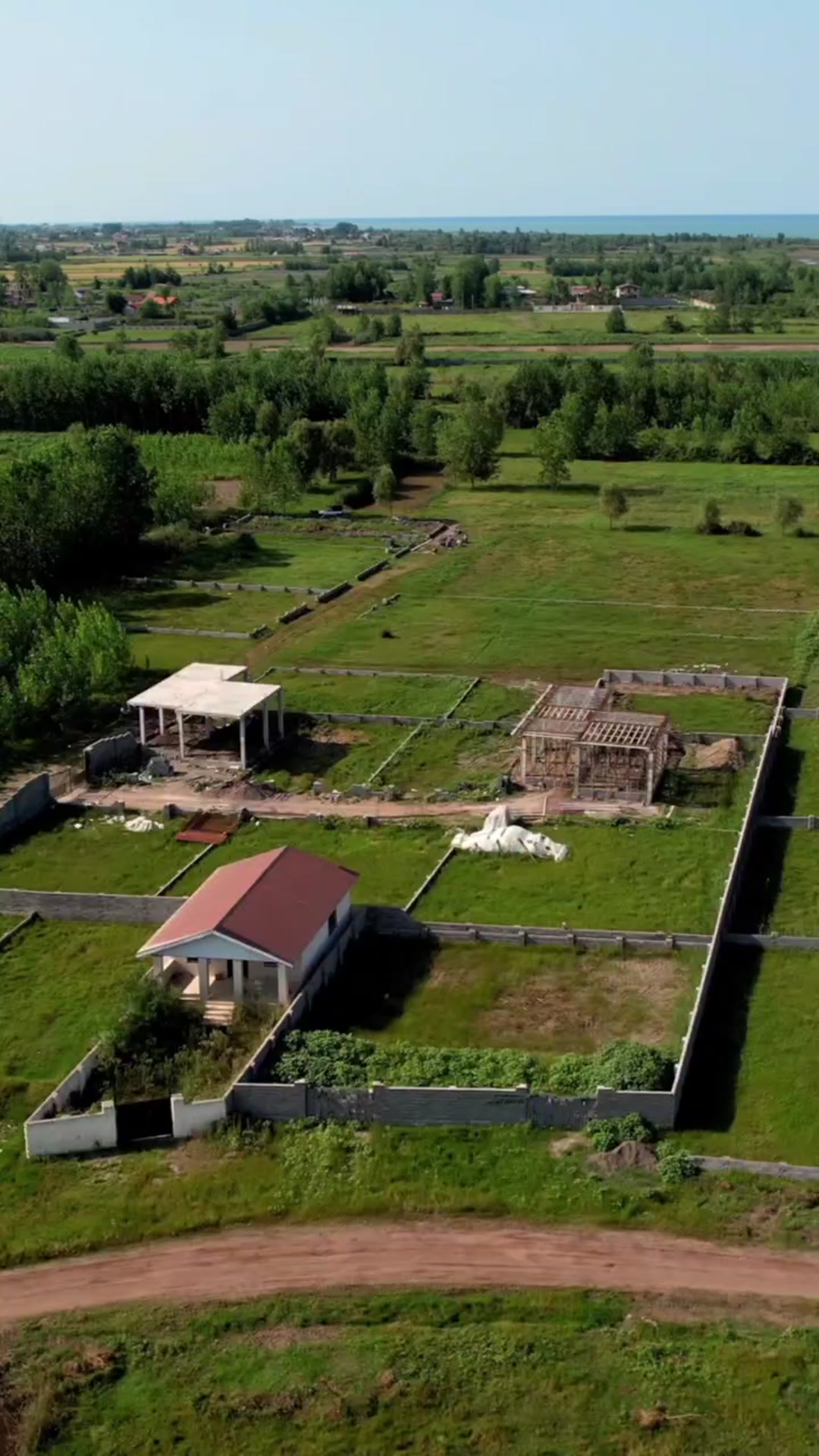 390متر زمین ساحلی با فاصله 2دقیقه ای دریا در شیپور