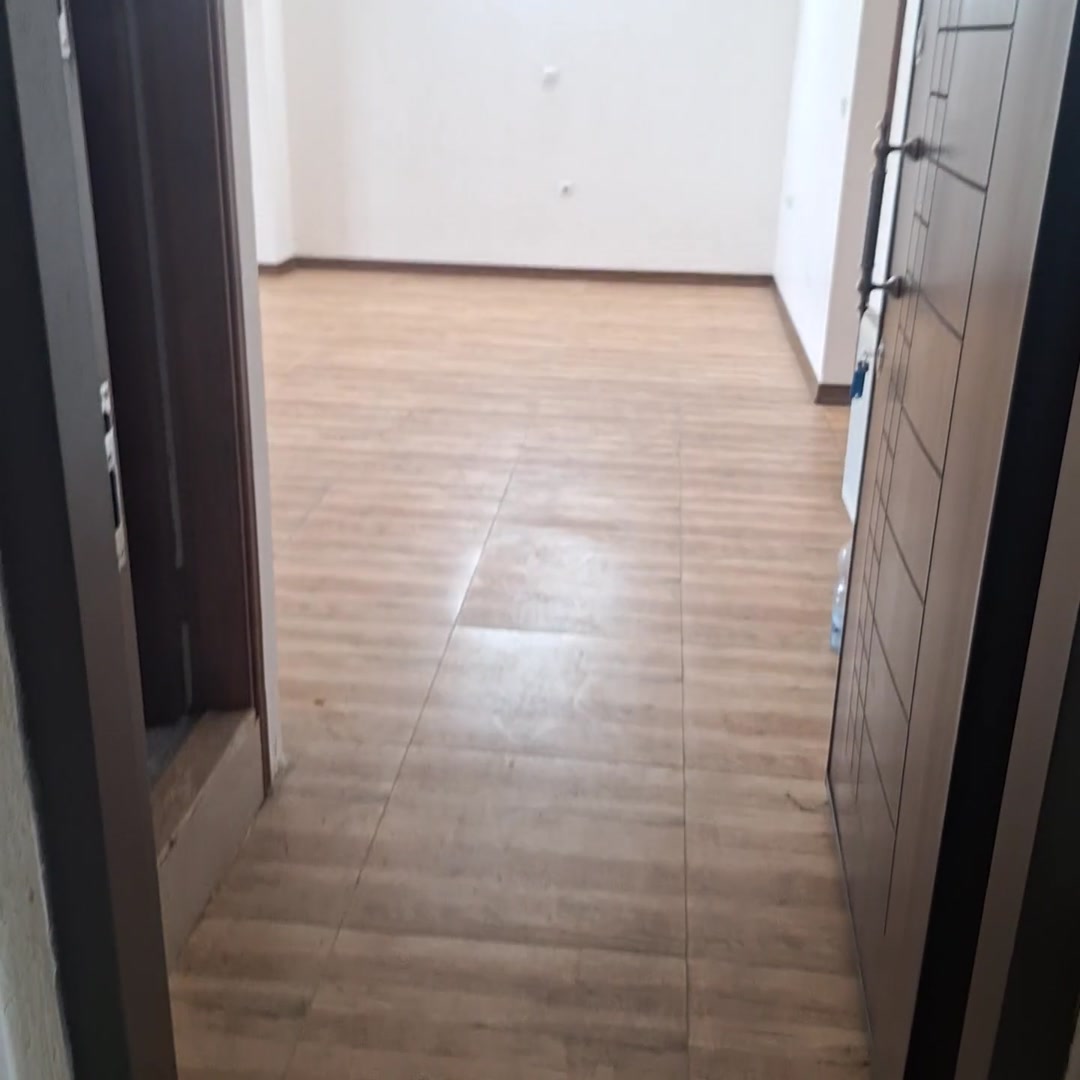 فروش آپارتمان 99 متر در حمزه کلا