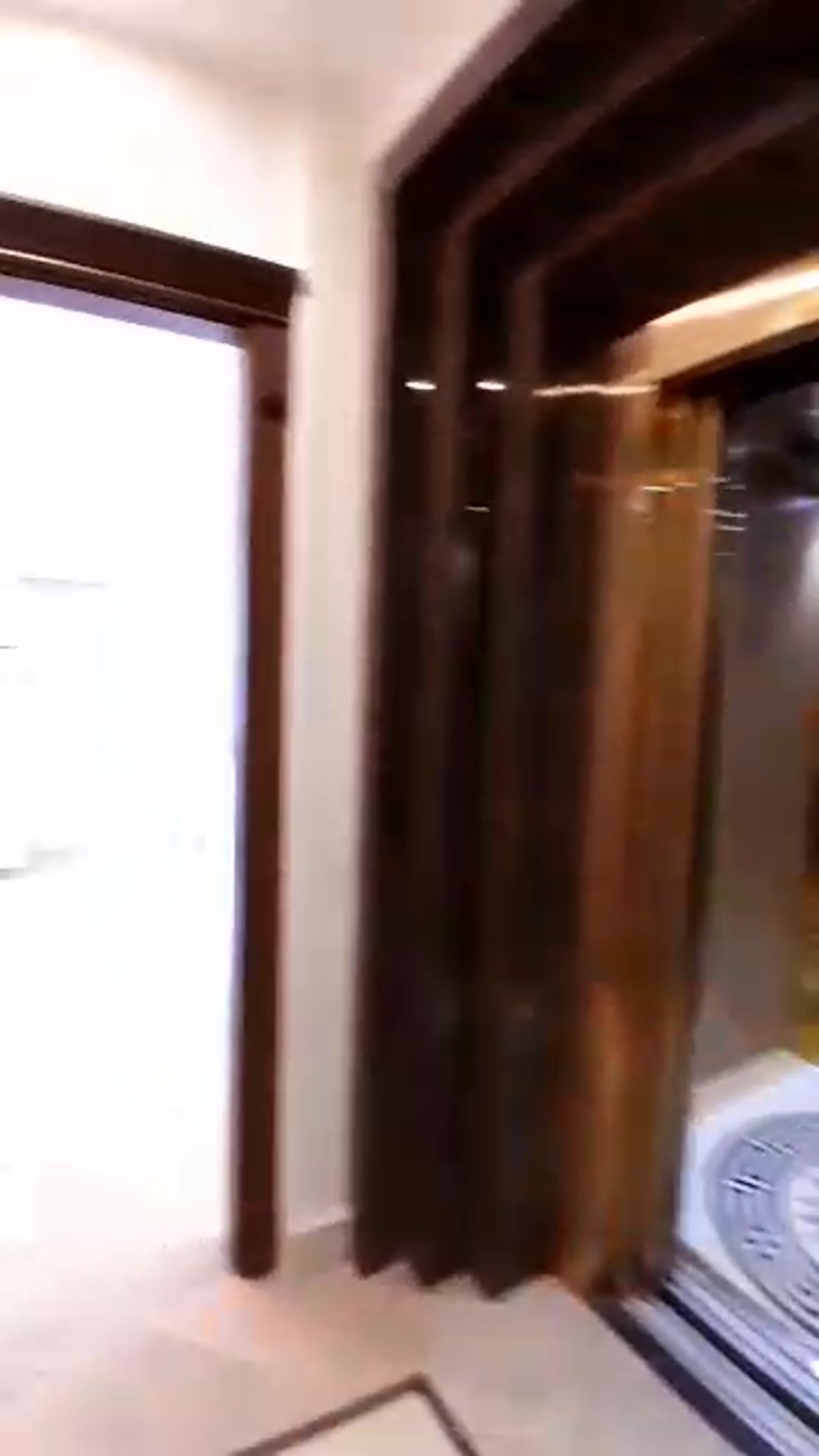 اجاره آپارتمان 210 متر در زعفرانیه/2پارکینگ با ویو بی نظیر در شیپور