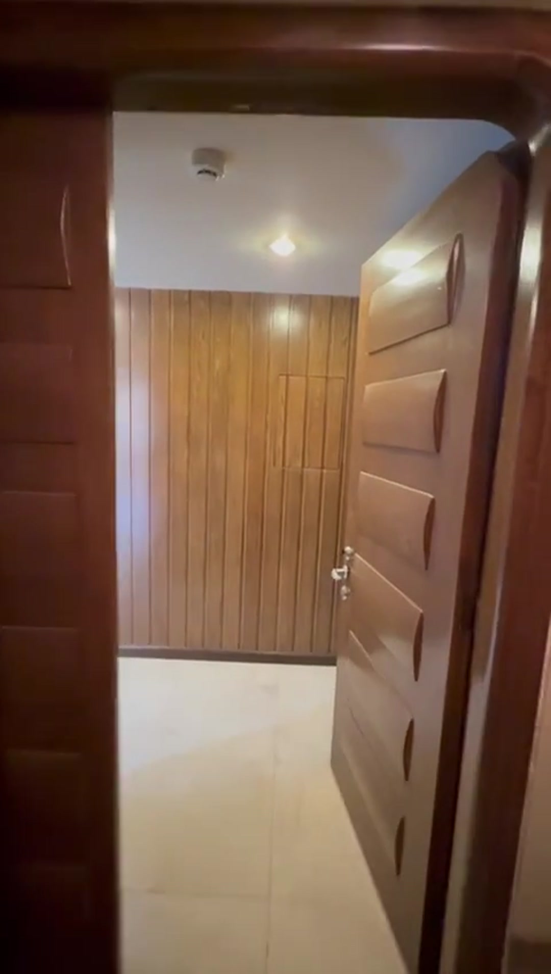 اجاره آپارتمان 200 متر در شیخ صدوق شمالی شیخ مفید نیکبخت