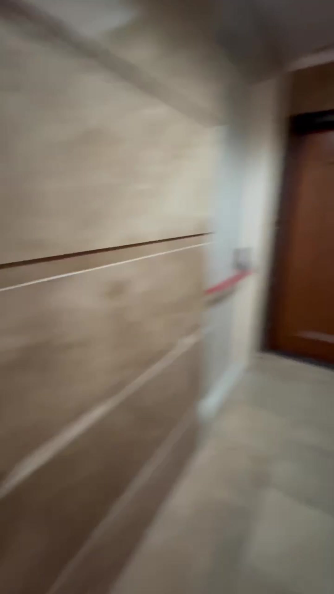 آپارتمان کلید نخورده 100 متری خوش نقشه در مرکز شهر در شیپور