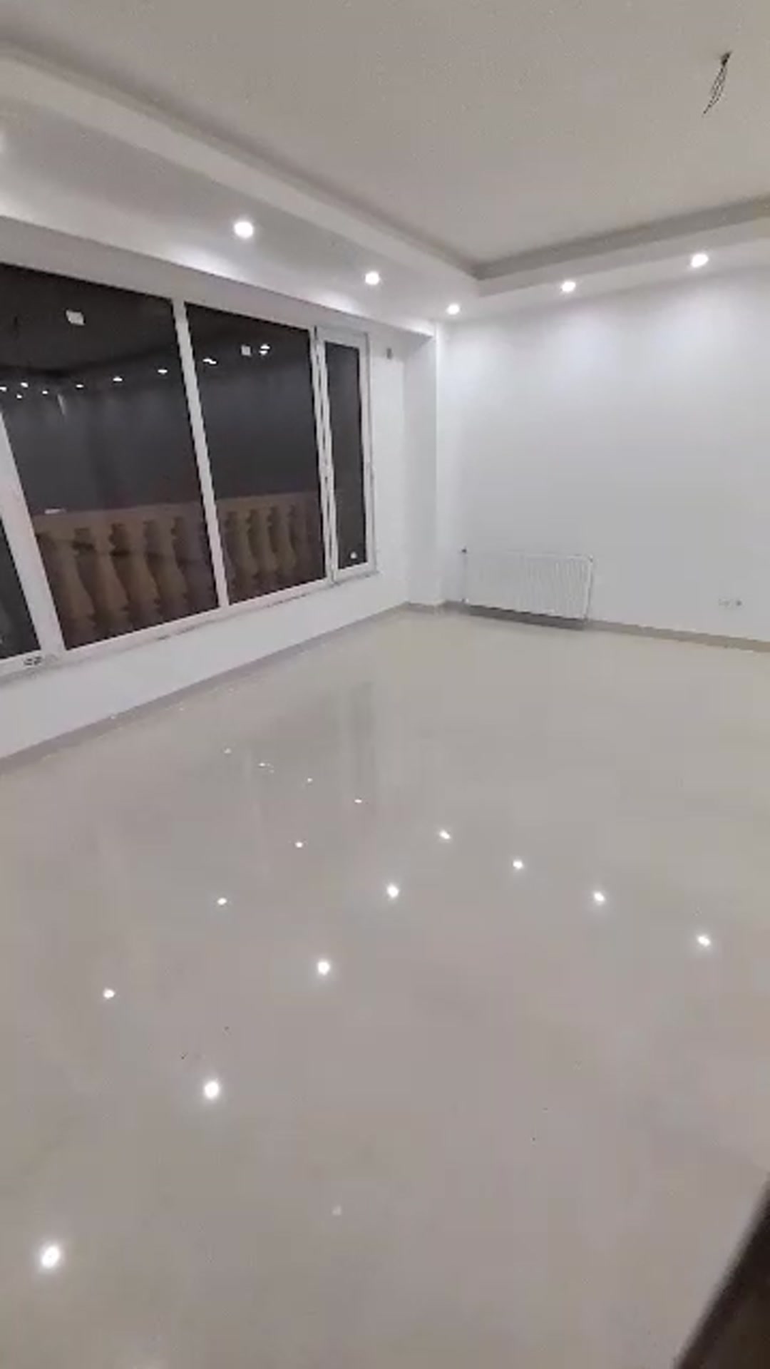 فروش آپارتمان 102 متر در فاز 1 در شیپور