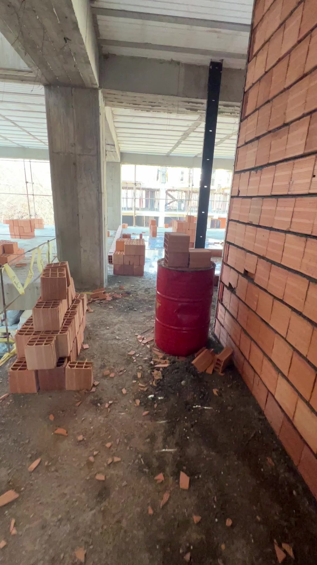 پیش فروش زیر قیمت در رادیودریا اقساط استخر سرایداری در شیپور