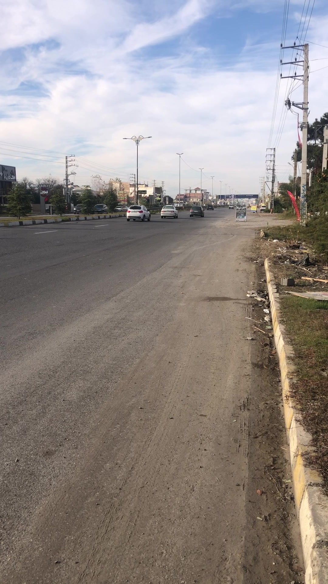 فروش فوری تجاری 2095 متر با 4180متر پروانه در شیپور