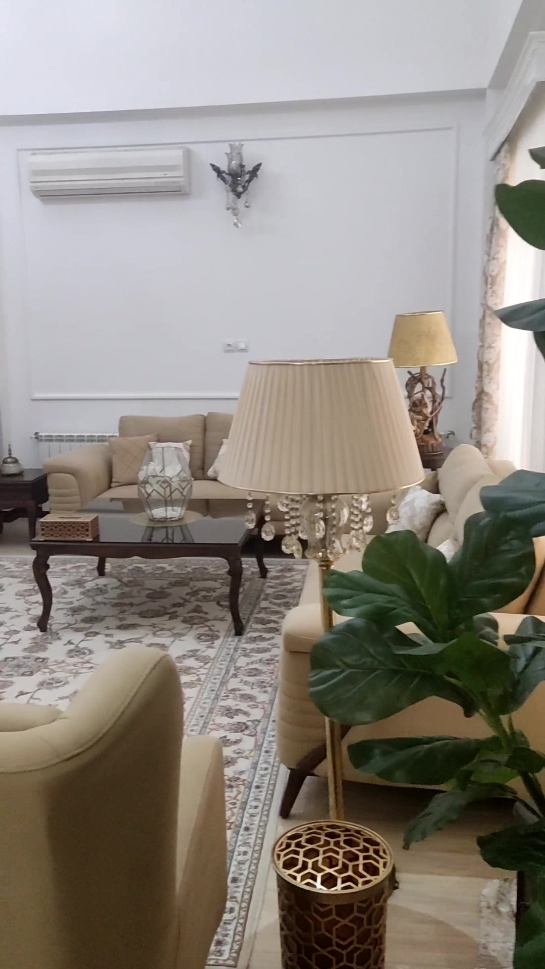 فروش ویلا 240 متر در خیابان پاسداران