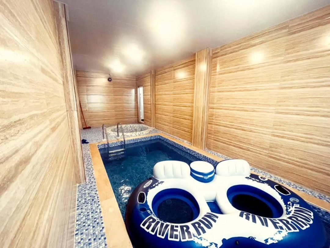 مدرن دوبلکس استخردار ویو دریاچه 200متربنا200مترزمین