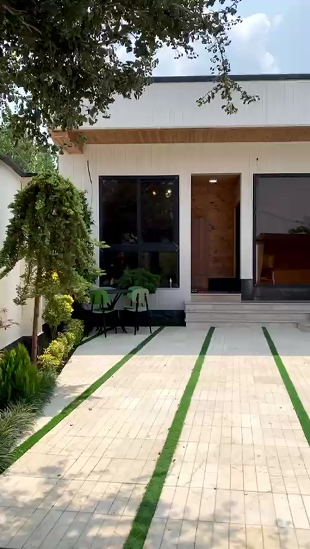 فروش ویلا مدرن 240 متر در واسکس